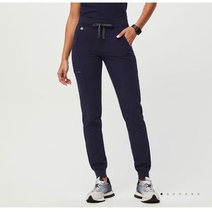 Figs navy jogger